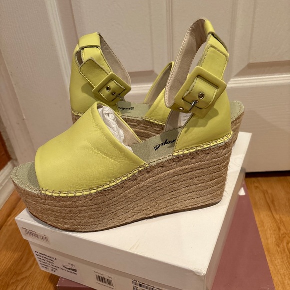 HP/FREE PEOPLE COASTAL PLATFORM WEDGE ESPADRILLE!! - Picture 5 of 9